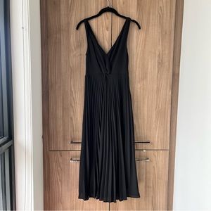 Vince Twist Front Pleated Midi Dress in Black